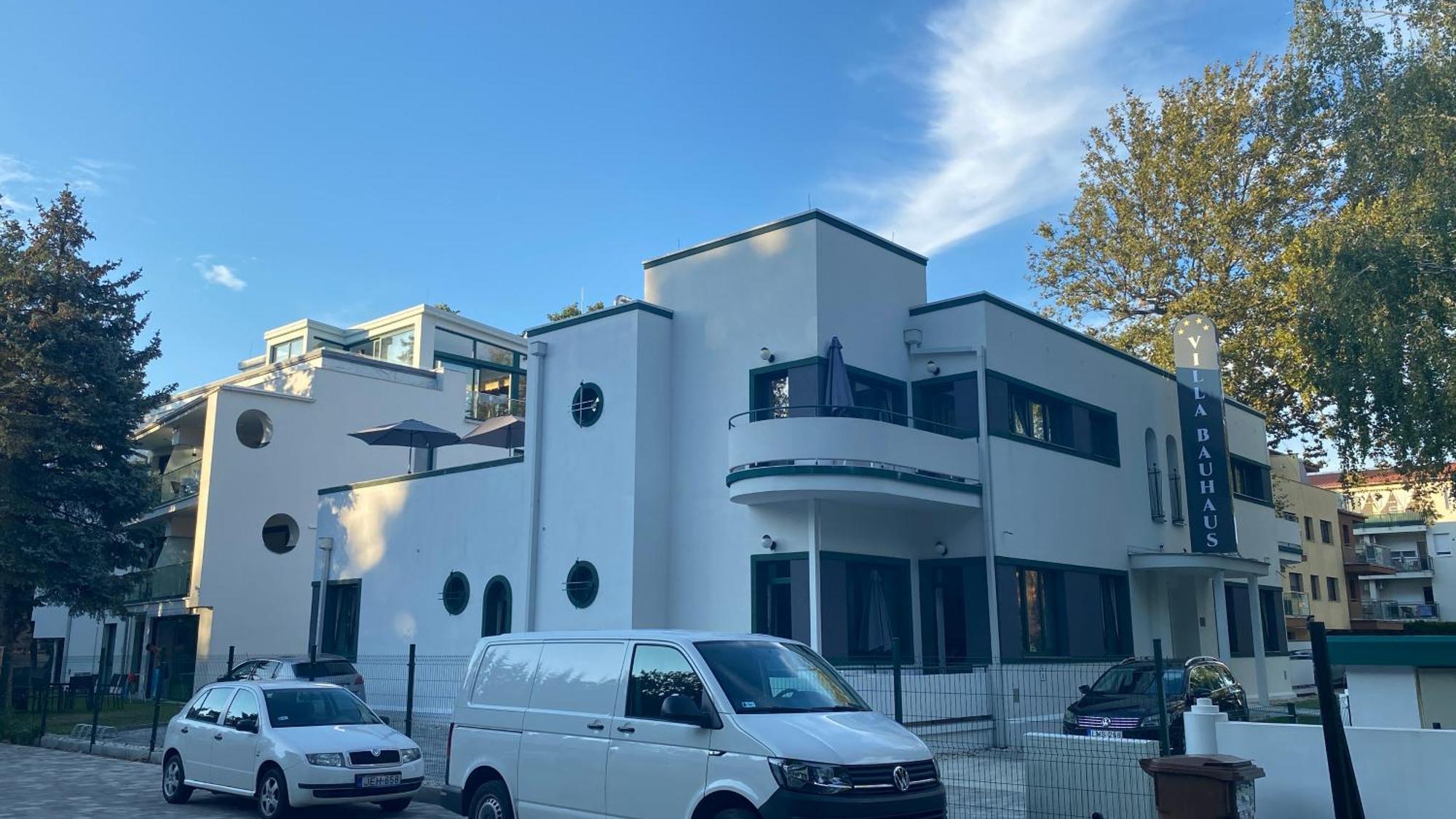 Villa Bauhaus Labi Garden Wellness Apartman Siofok Luaran gambar